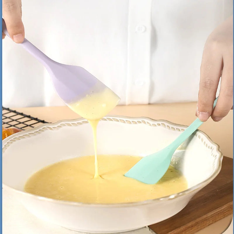 Heat-Resistant Silicone Baking Spatula